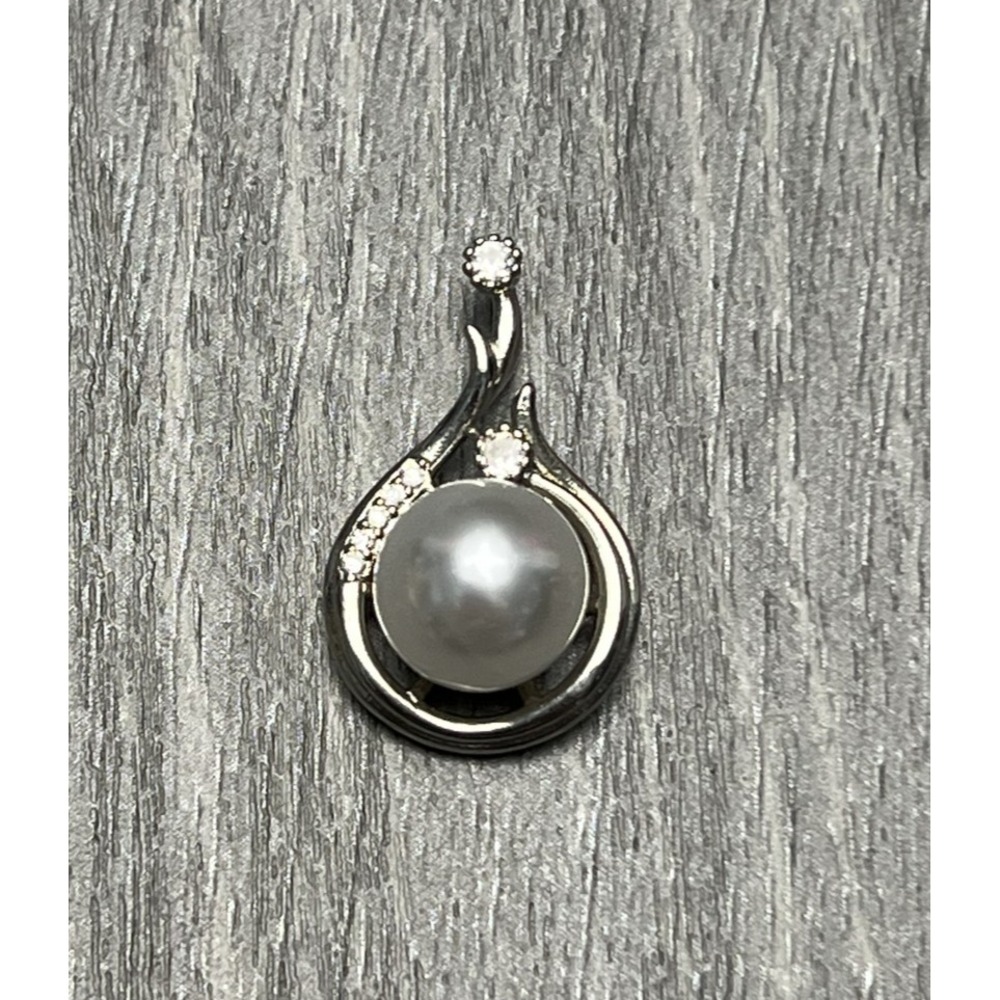 Faux White Pearl & Rhinestones Silver Tone Pendant‎ Fashion Jewelry Teardrop